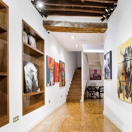 Revitalized Apartment In Historical Building Girona Exterior photo